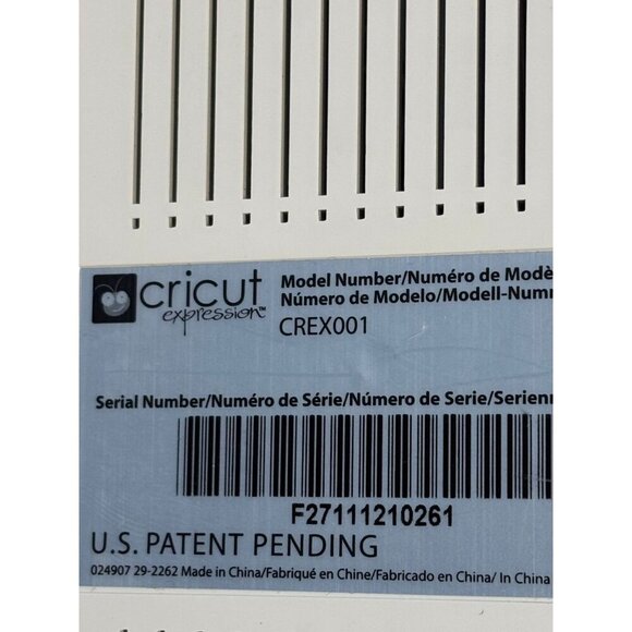 Cricut Expression (CREX001) White Size 22.5"x9.5"x7.5" - Picture 9 of 16